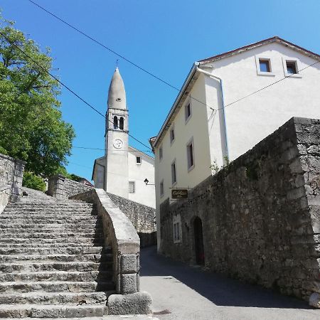 Apartamento Apartmaji In Sobe Odlicna Hisa Štanjel Exterior foto