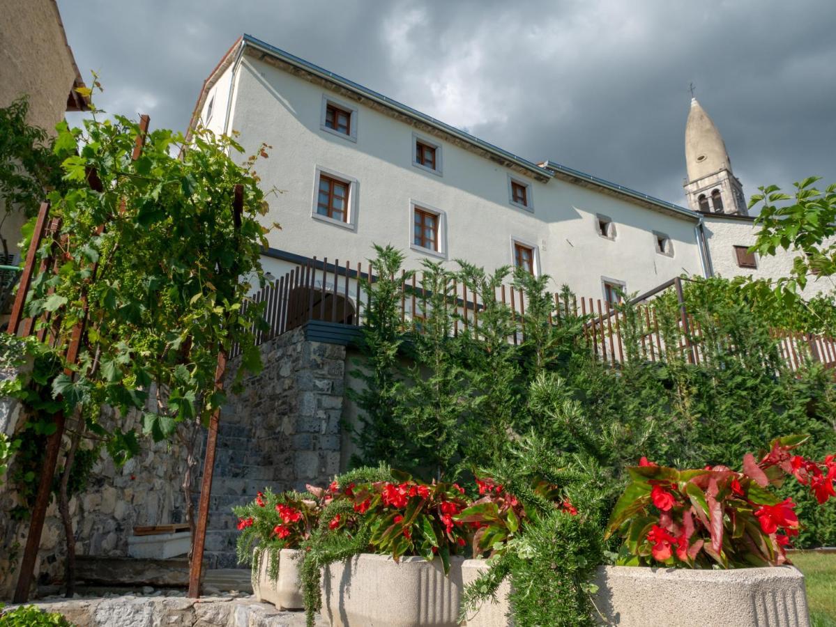 Apartmaji In Sobe Odlicna Hisa Štanjel Exterior foto