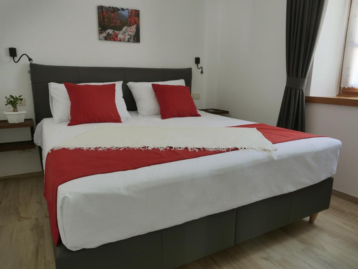 Apartmaji In Sobe Odlicna Hisa Štanjel Exterior foto