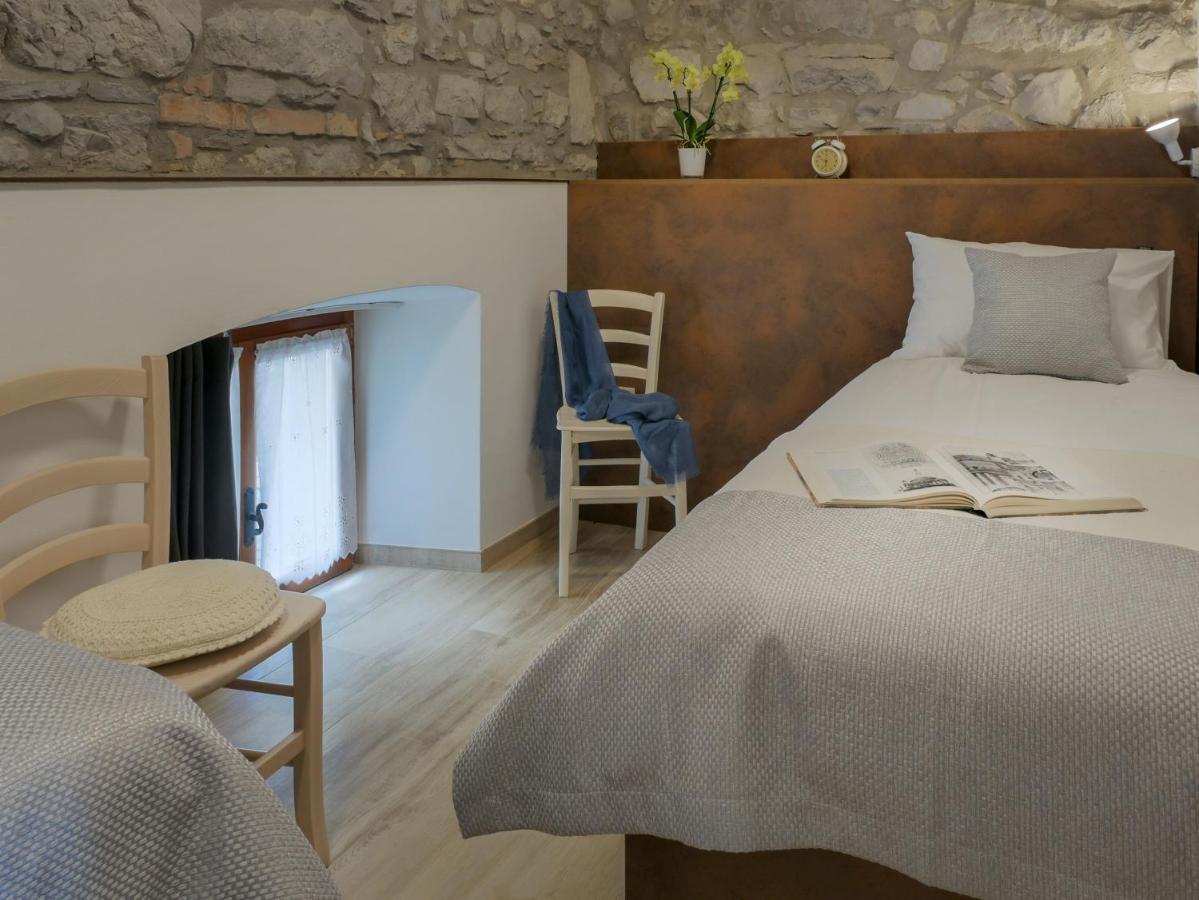 Apartmaji In Sobe Odlicna Hisa Štanjel Exterior foto